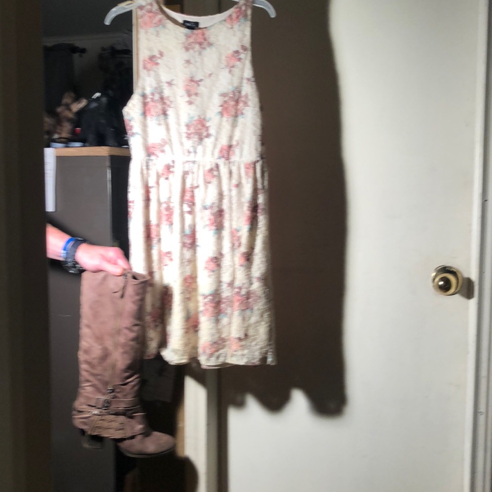 Beautiful Rue 21 floral dress goes great with boots. Boots sold separately